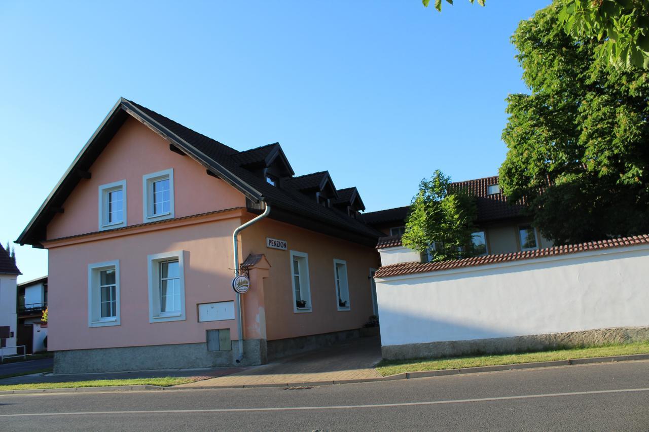 Penzion Vedomice Buitenkant foto